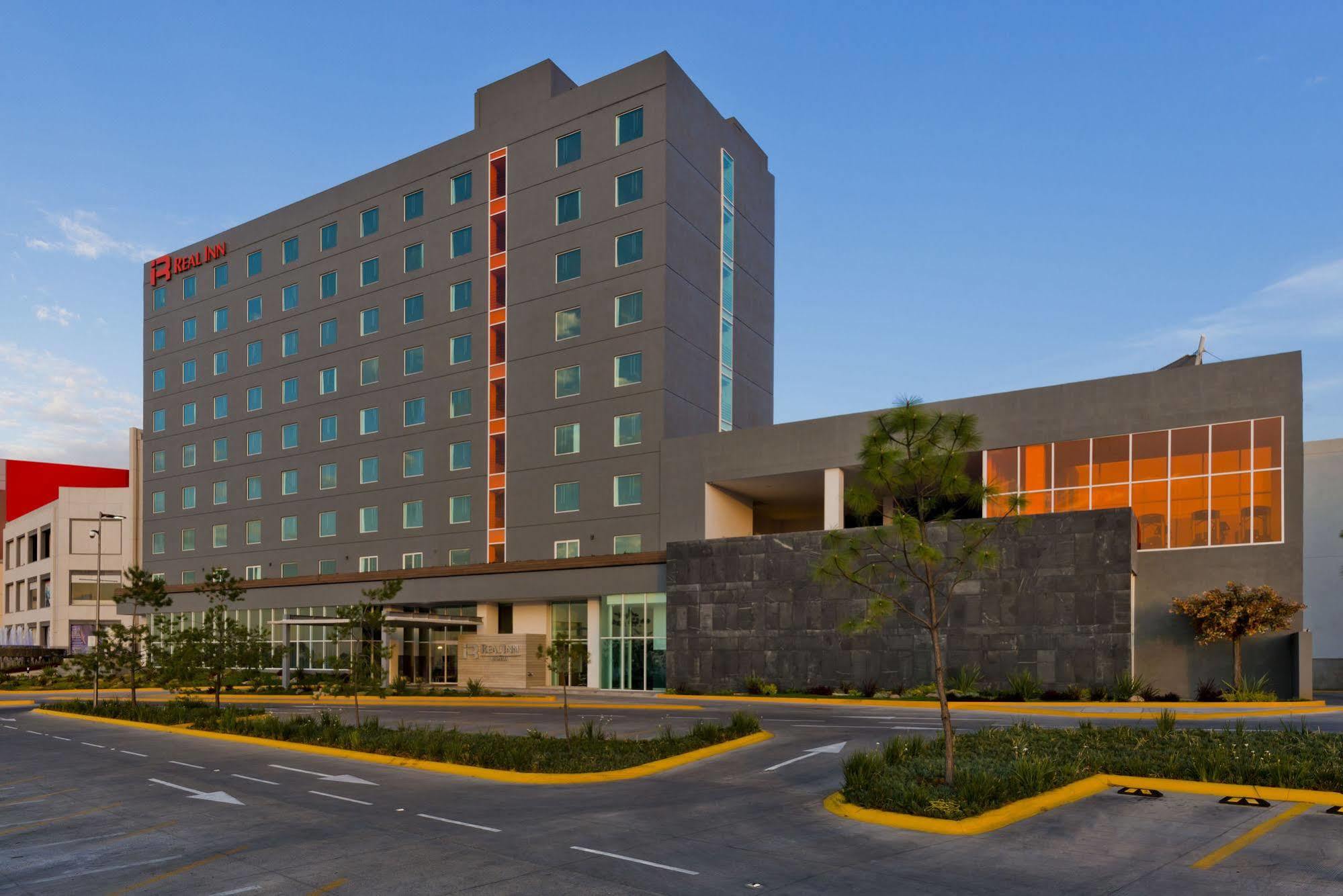 Fiesta Inn Morelia Altozano Exterior photo
