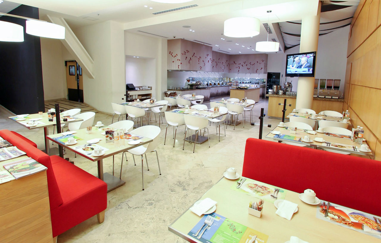 Fiesta Inn Morelia Altozano Exterior photo